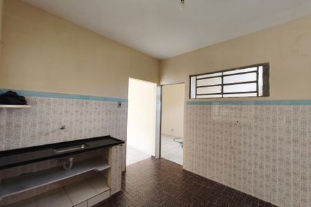Casa à venda com 273m², 2 quartos e 3 vagas Casa à venda com 273m², 2 quartos e 3 vagasCasa 2 - Cozinha