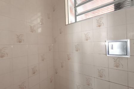 Casa à venda com 273m², 2 quartos e 3 vagas Casa à venda com 273m², 2 quartos e 3 vagasBanheiro Social