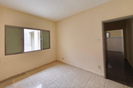 Casa à venda com 273m², 2 quartos e 3 vagasCasa 2 - Quarto
