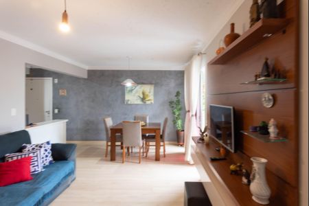 Sala de apartamento para alugar com 3 quartos, 72m² em Loteamento Chácara Prado, Campinas