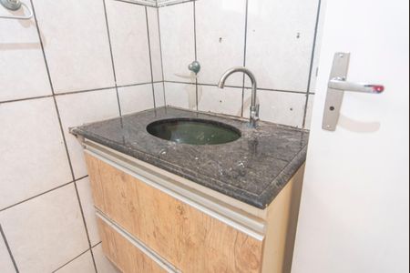 Casa para alugar com 97m², 2 quartos e 2 vagasBanheiro 