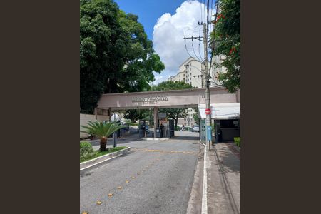 Apartamento para alugar com 72m², 3 quartos e 1 vagaEntrada condominio 