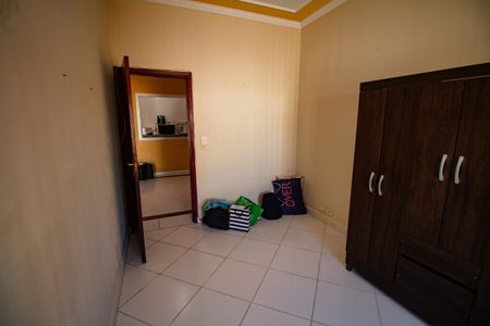 Casa para alugar com 100m², 2 quartos e 2 vagasQuarto