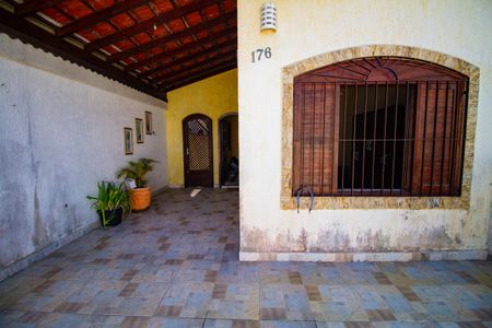 Casa para alugar com 100m², 2 quartos e 2 vagasGaragem