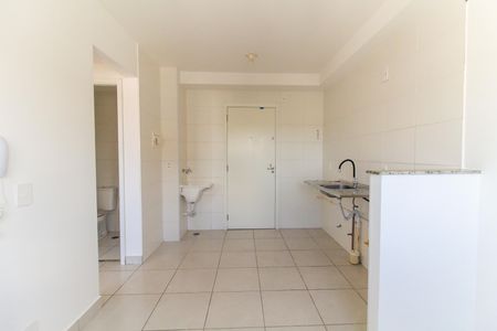 Apartamento à venda com 33m², 2 quartos e sem vaga Apartamento à venda com 33m², 2 quartos e sem vagaSala/Cozinha