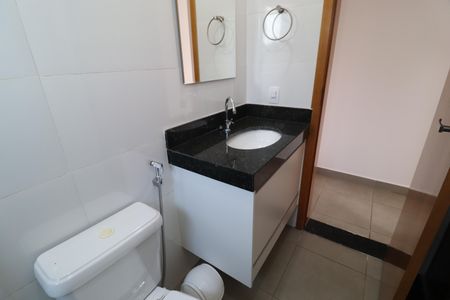 Apartamento para alugar com 55m², 2 quartos e 1 vagaBanheiro Social