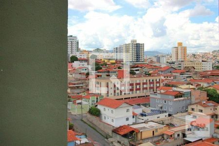 Vista  de apartamento à venda com 2 quartos, 55m² em Ipiranga, Belo Horizonte