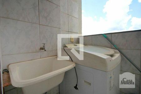 Apartamento à venda com 55m², 2 quartos e 1 vagaÁrea de serviço 
