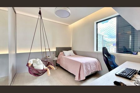 Apartamento à venda com 290m², 5 quartos e 3 vagas