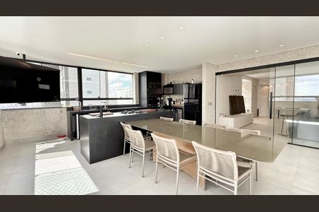 Apartamento à venda com 290m², 5 quartos e 3 vagas