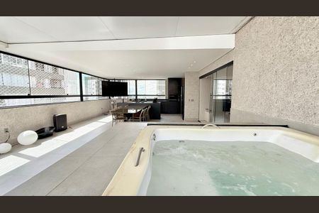 Apartamento à venda com 290m², 5 quartos e 3 vagas