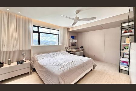 Apartamento à venda com 290m², 5 quartos e 3 vagas