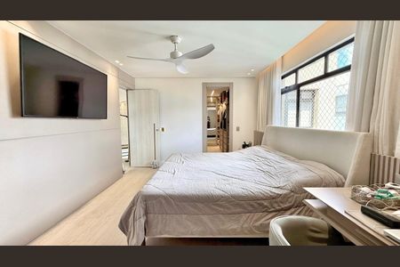 Apartamento à venda com 290m², 5 quartos e 3 vagas