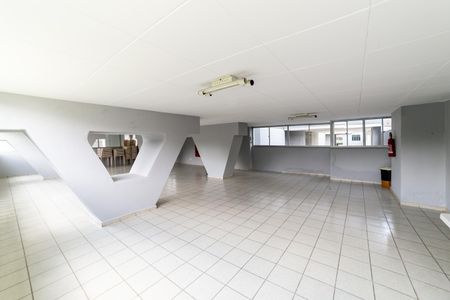 Apartamento para alugar com 80m², 3 quartos e 1 vagaÁrea comum - Salão de festas