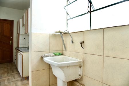 Apartamento para alugar com 80m², 3 quartos e 1 vagaÁrea de Serviço