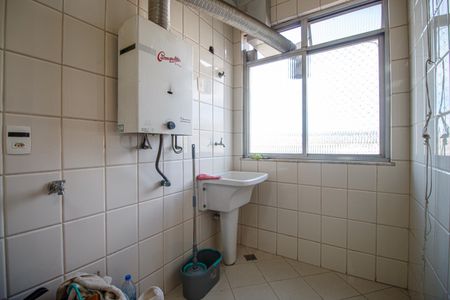 Apartamento para alugar com 90m², 3 quartos e 1 vagaÁrea de Serviço