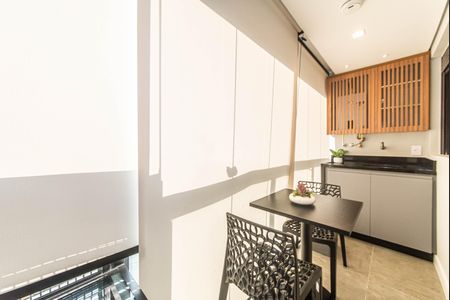 Studio para alugar com 27m², 1 quarto e sem vaga Studio para alugar com 27m², 1 quarto e sem vagaVaranda