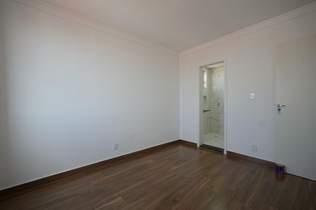 Apartamento à venda com 87m², 3 quartos e 1 vagaSuíte