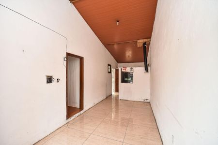 Sala de casa à venda com 4 quartos, 200m² em Parque Santa Fé, Porto Alegre