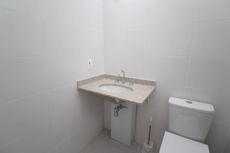 Apartamento para alugar com 86m², 2 quartos e 2 vagas Apartamento para alugar com 86m², 2 quartos e 2 vagasBanheiro da Suíte