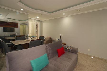 Apartamento para alugar com 65m², 2 quartos e 2 vagasSala
