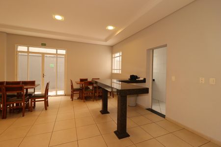 Apartamento para alugar com 65m², 2 quartos e 2 vagasÁrea Comum - Salão de Festa