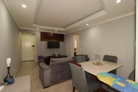 Sala de apartamento para alugar com 2 quartos, 65m² em Jardim, Santo André