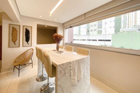 Apartamento à venda com 143m², 4 quartos e 3 vagasVaranda Gourmet