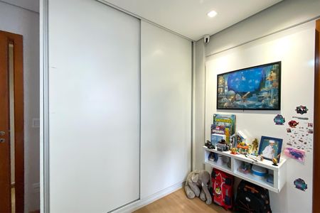 Apartamento à venda com 143m², 4 quartos e 3 vagasSuite 2