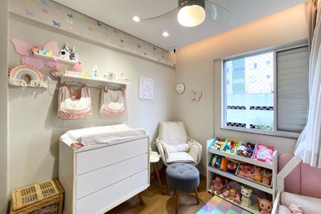 Apartamento à venda com 143m², 4 quartos e 3 vagasQuarto 4