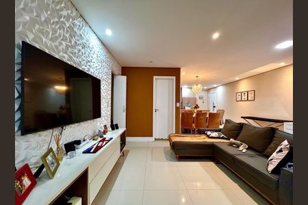 Apartamento à venda com 73m², 2 quartos e 1 vagaFoto 05