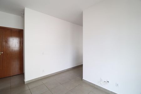 Sala de apartamento para alugar com 2 quartos, 55m² em Santa Mônica, Uberlândia