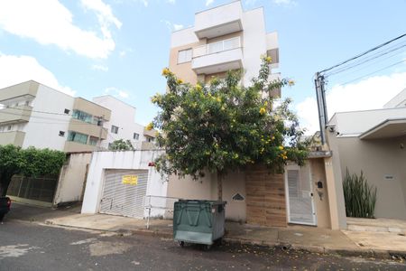 Apartamento para alugar com 55m², 2 quartos e 1 vagaFachada do Prédio