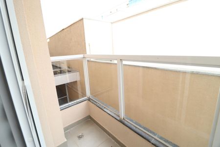 Apartamento para alugar com 55m², 2 quartos e 1 vagaVaranda