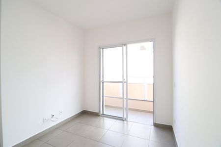 Sala de apartamento para alugar com 2 quartos, 55m² em Santa Mônica, Uberlândia