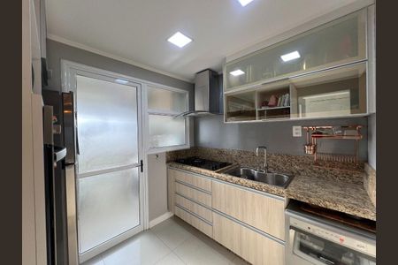 Casa de condomínio para alugar com 170m², 3 quartos e 2 vagasCozinha