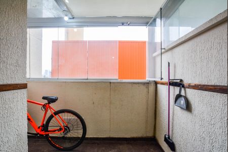 Apartamento para alugar com 68m², 2 quartos e 1 vagaÁrea de Serviço