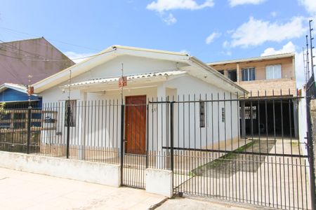 Casa para alugar com 50m², 2 quartos e 1 vaga Casa para alugar com 50m², 2 quartos e 1 vagaFachada