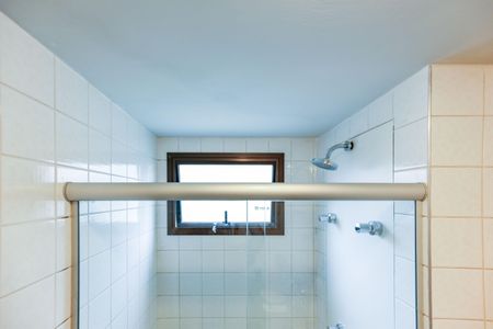 Apartamento à venda com 136m², 4 quartos e 3 vagas Apartamento à venda com 136m², 4 quartos e 3 vagasQuarto 2 - Suíte