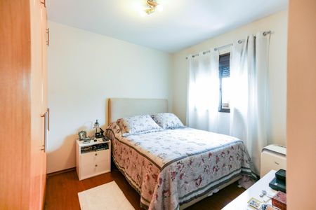 Apartamento à venda com 136m², 4 quartos e 3 vagas Apartamento à venda com 136m², 4 quartos e 3 vagasQuarto 1