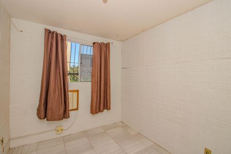 Quarto 1 de apartamento para alugar com 2 quartos, 42m² em Mário Quintana, Porto Alegre