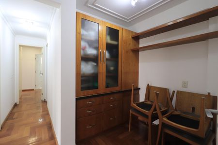 Apartamento para alugar com 115m², 4 quartos e 3 vagasCorredor