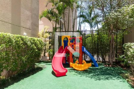 Apartamento para alugar com 115m², 4 quartos e 3 vagasÁrea comum - Playground