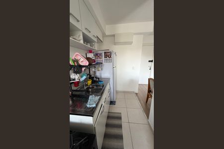 Cozinha de apartamento para alugar com 2 quartos, 48m² em Del Castilho, Rio de Janeiro