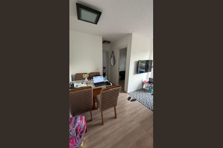 Sala de apartamento para alugar com 2 quartos, 48m² em Del Castilho, Rio de Janeiro