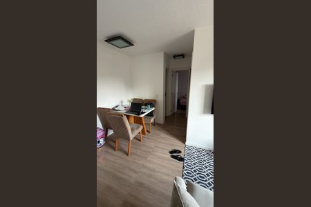 Sala de apartamento para alugar com 2 quartos, 48m² em Del Castilho, Rio de Janeiro