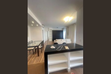 Apartamento à venda com 62m², 1 quarto e 2 vagas Apartamento à venda com 62m², 1 quarto e 2 vagasSala