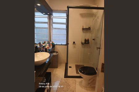 Apartamento à venda com 70m², 2 quartos e 1 vaga Apartamento à venda com 70m², 2 quartos e 1 vagaBanheiro