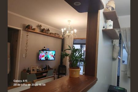 Apartamento à venda com 70m², 2 quartos e 1 vaga Apartamento à venda com 70m², 2 quartos e 1 vagaSala