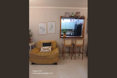 Apartamento à venda com 70m², 2 quartos e 1 vaga Apartamento à venda com 70m², 2 quartos e 1 vagaSala
